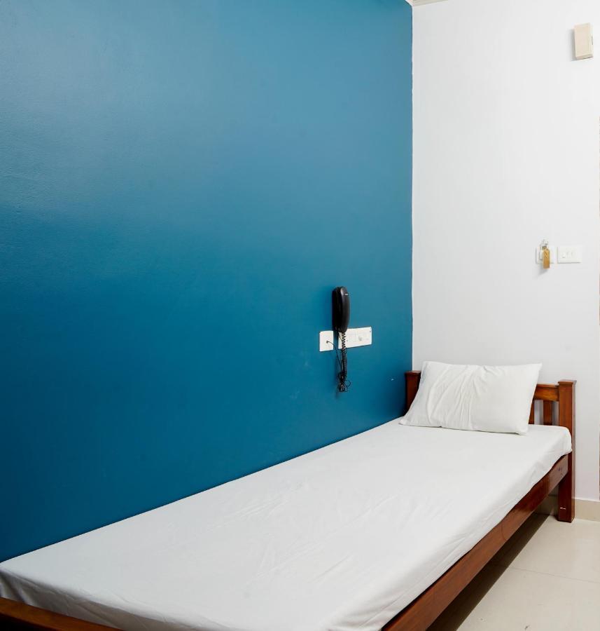Reach Residency Hotel Kochi Exterior photo