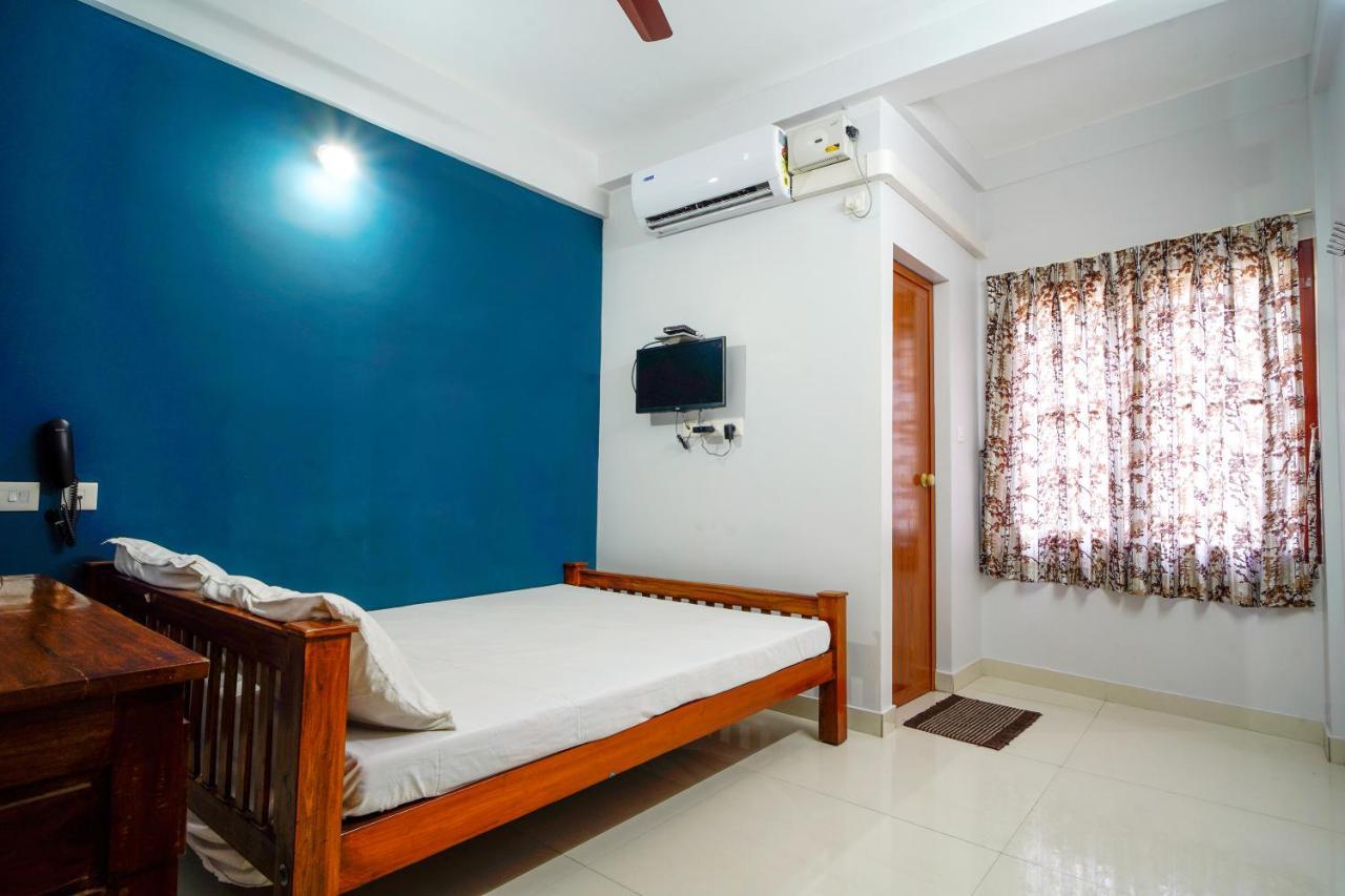 Reach Residency Hotel Kochi Exterior photo