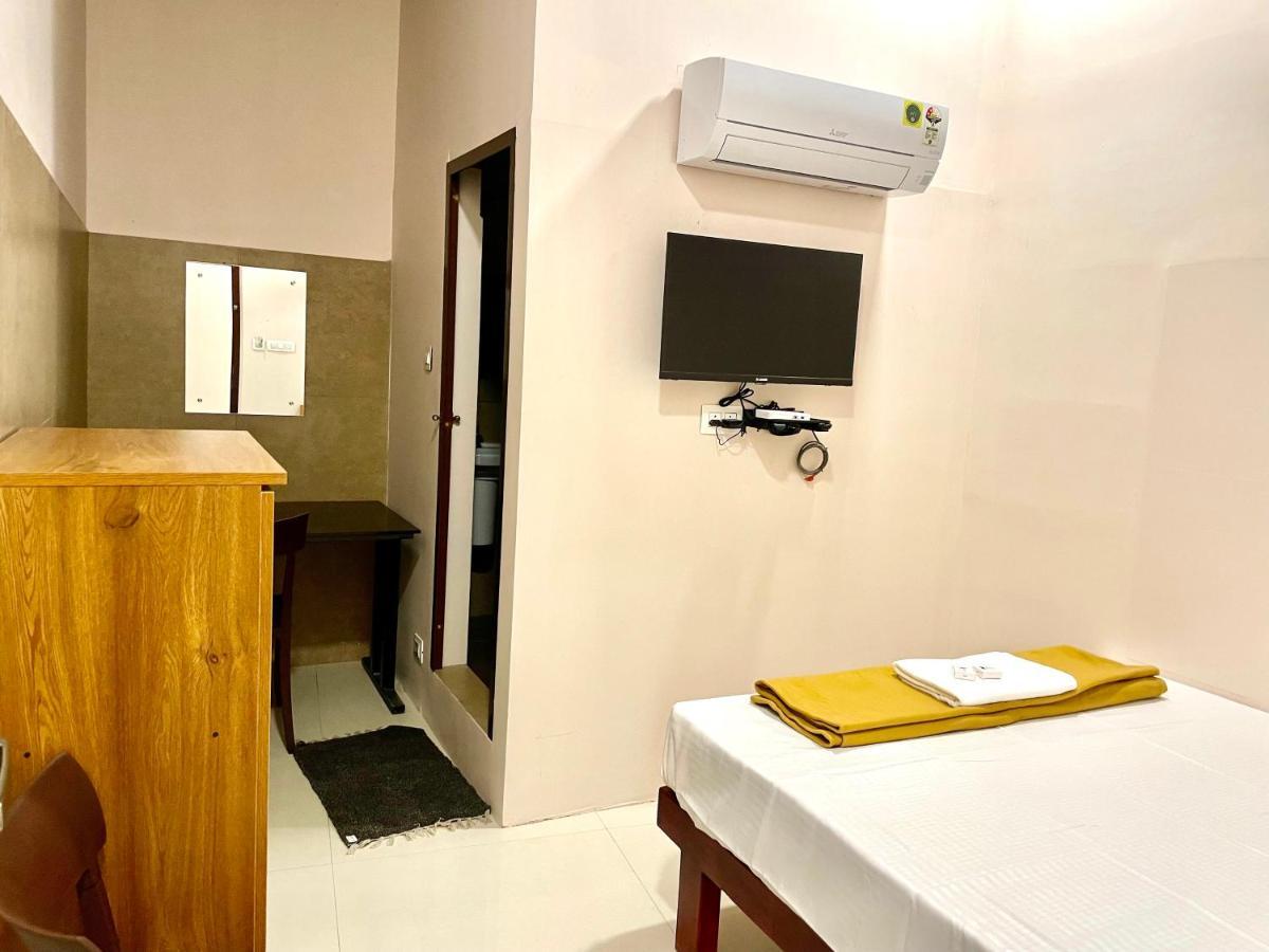 Reach Residency Hotel Kochi Exterior photo