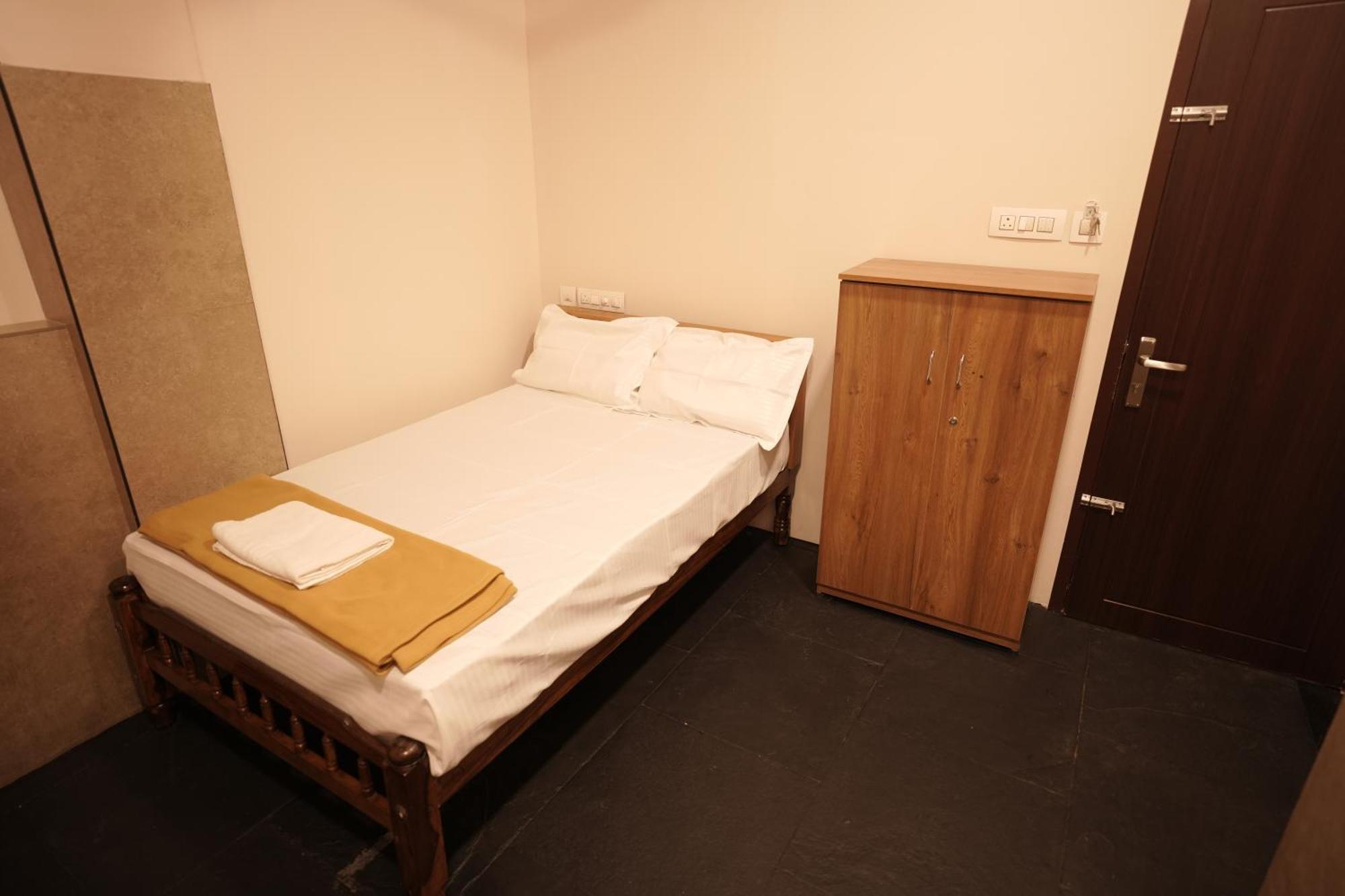 Reach Residency Hotel Kochi Exterior photo