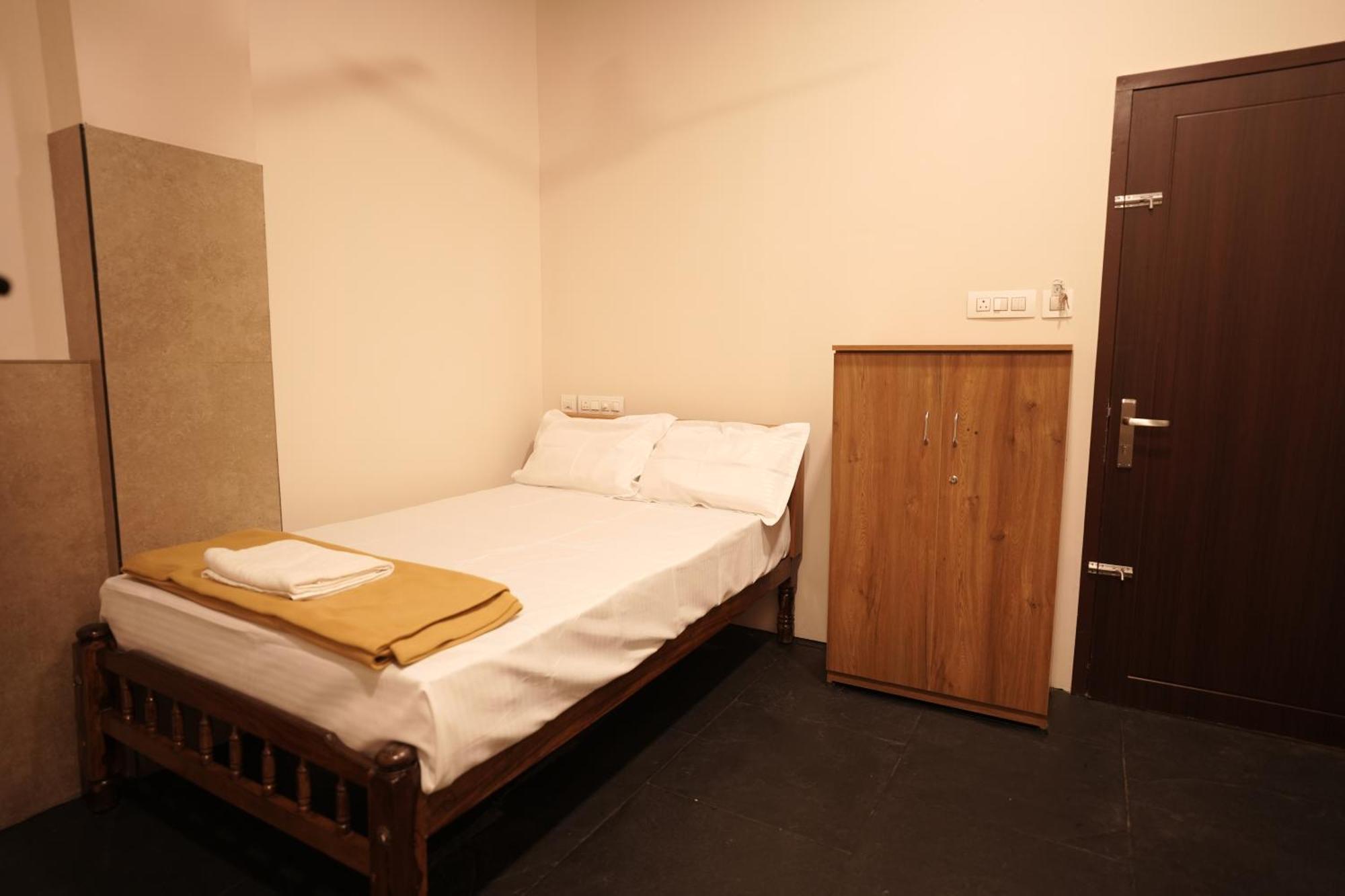 Reach Residency Hotel Kochi Exterior photo
